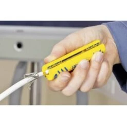 Jokari 30600 Secura Coaxi No.1 Dénudeur De Câble Adapté Pour Câbles Coaxiaux, Câbles Ronds En PVC 4.8 à 7.5 Mm RG58, RG -Pas Cher Pro Bricoleur Magasin 4410632 3