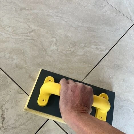 Taloche éponge Pour Joint, épaisseur 20mm, Auto Agrippante, éponge De Nettoyage Joints, Jaune Aspect Granuleux, Weber 3 Taloche éponge Pour Joint, épaisseur 20mm, Auto Agrippante, éponge De Nettoyage Joints, Jaune Aspect Granuleux, Weber – Image 3